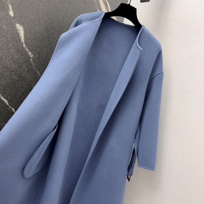 chr1st1an D10r outwear